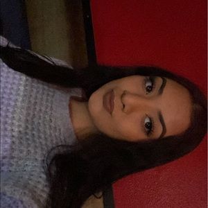 Meet your Posher, Alondra